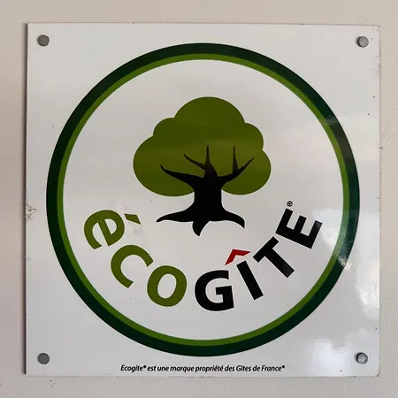 Le Rabiouze - 4 Epis, 15 Pers, 22 Couchages - Ancienne Bergerie Renovee, Cachet D'origine Conserve - Vue Magnifique - Label Ecogite Nyaraló Arlempdes