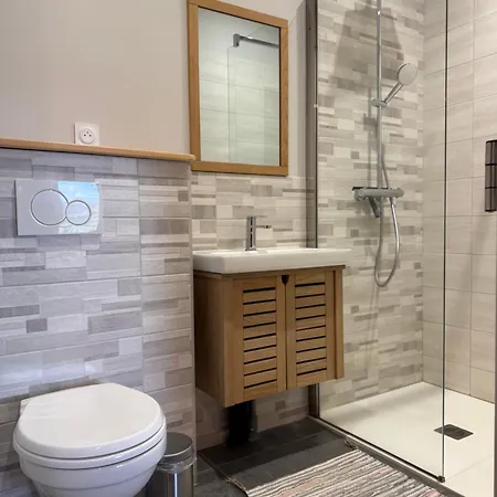 Le Rabiouze - 4 Epis, 15 Pers, 22 Couchages - Ancienne Bergerie Renovee, Cachet D'origine Conserve - Vue Magnifique - Label Ecogite *